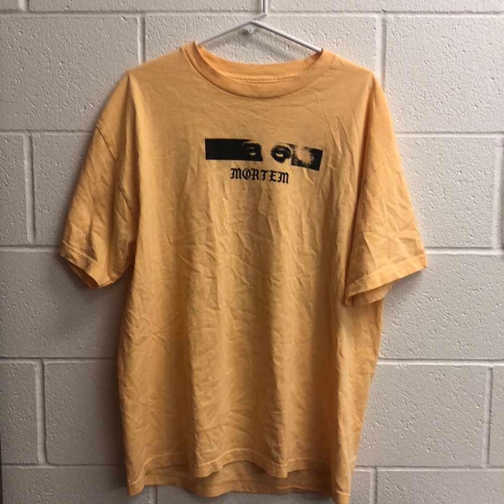 Yellow graphic t shirt